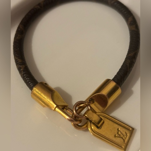 Louis Vuitton signature bracelet-barely used - Picture 2 of 5